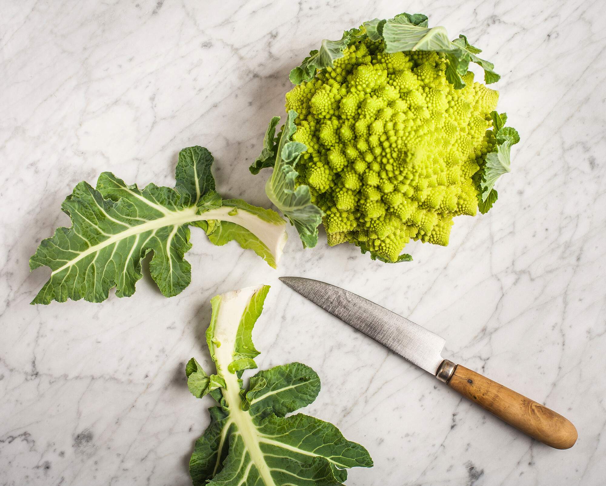 Time to look inside a Romanesco